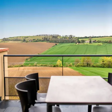 Apartahotel Lieu-dit Boulage 3*